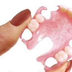 Полиуретановые зубные протезы